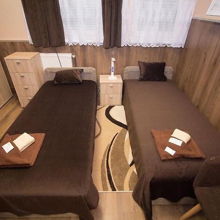 Bed and Breakfast M7 Galeria Panzio Летенє Екстер'єр фото