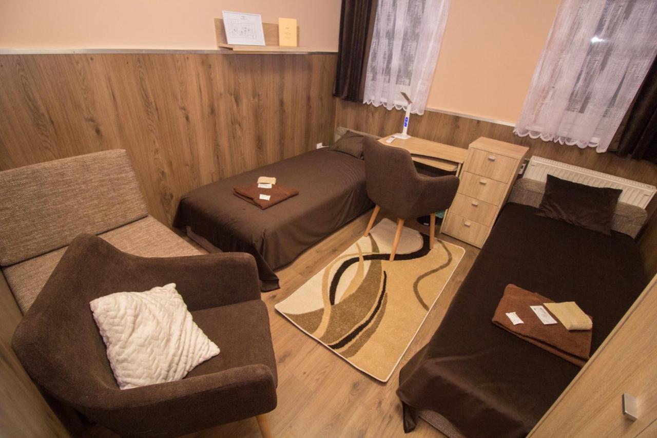 Bed and Breakfast M7 Galeria Panzio Летенє Екстер'єр фото